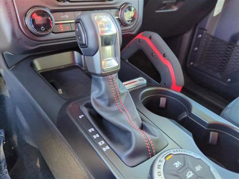 New 2025 Ford Bronco Heritage Edition image 15