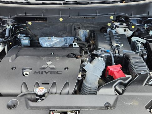 Used 2024 Mitsubishi Outlander Sport ES AWD/4WD image 13