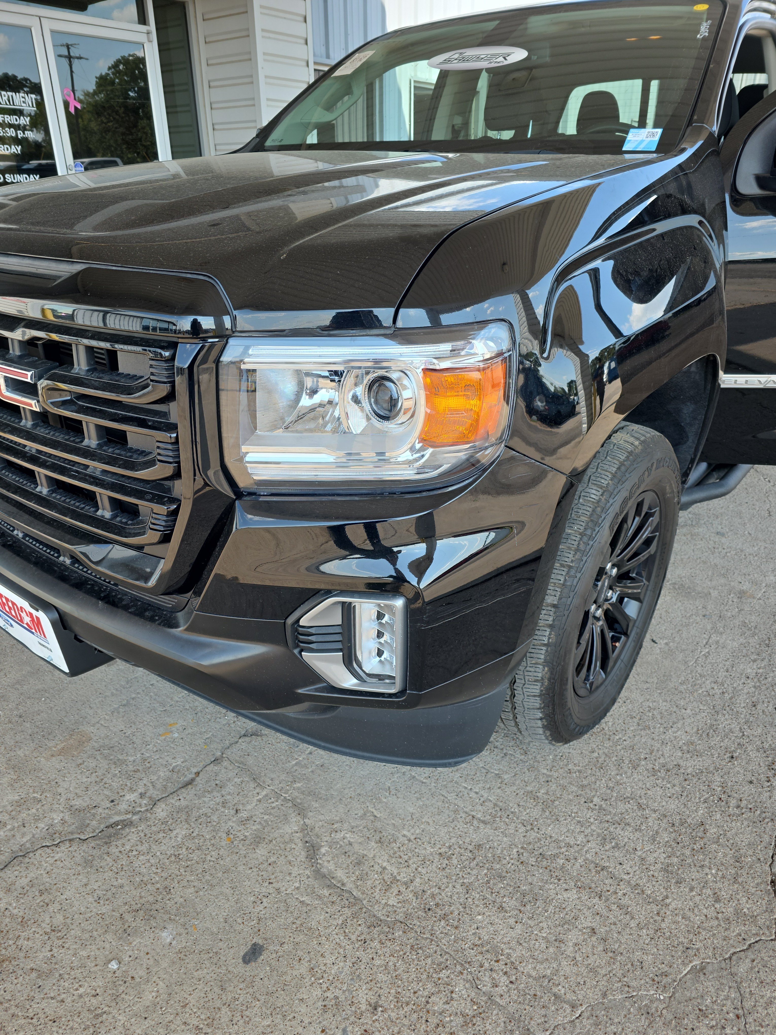 Used 2022 GMC Canyon Elevation w/ Elevation Premium Package RWD image 32