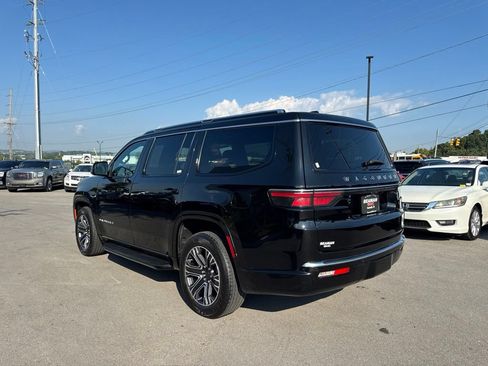 Used 2024 Jeep Wagoneer Series II AWD/4WD image 5