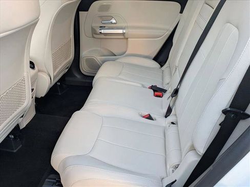 Used 2026 Mercedes-Benz GLB 250 image 19