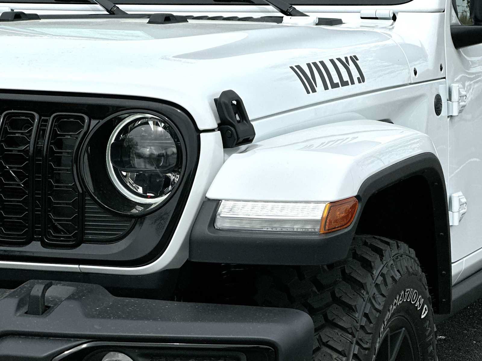 New 2026 Jeep Gladiator Sport AWD/4WD image 16