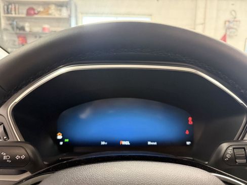 New 2026 Ford Escape Platinum w/ Class II Trailer Tow Package image 14