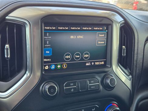 Certified 2019 Chevrolet Silverado 1500 RST AWD/4WD image 15