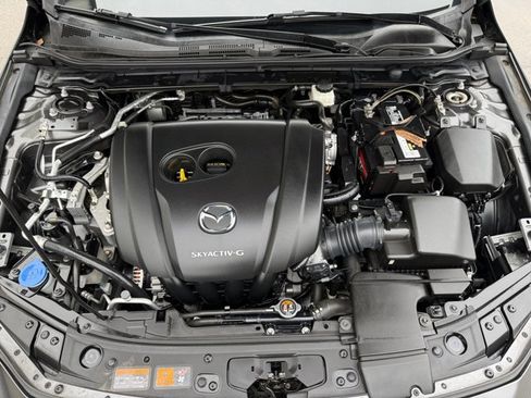 Used 2019 MAZDA MAZDA3 Hatchback w/ Premium Package image 19