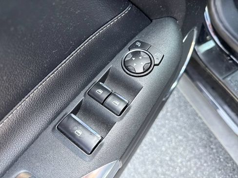 Used 2021 Ford Mustang Premium RWD image 23