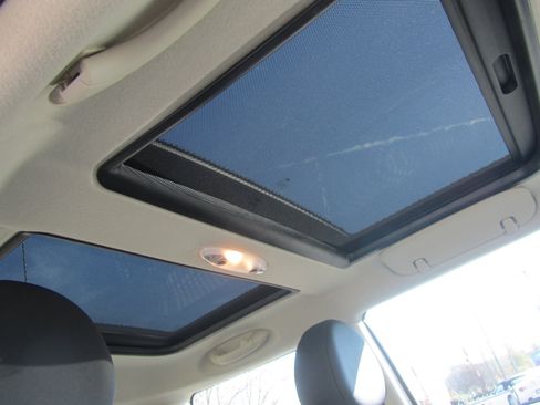 Used 2013 MINI Cooper S image 23