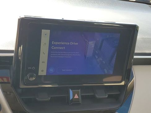 Used 2025 Toyota Corolla LE image 21