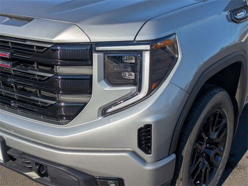 New 2026 GMC Sierra 1500 Elevation image 9