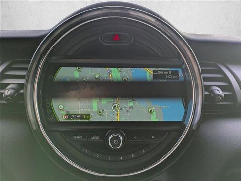 Used 2018 MINI Cooper S image 14