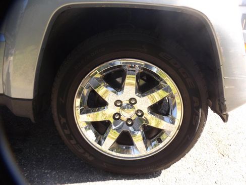 Used 2012 Jeep Liberty Sport image 20