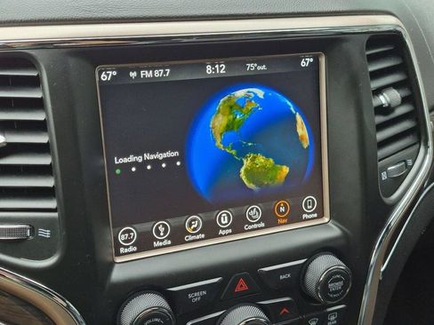 Used 2017 Jeep Grand Cherokee Overland AWD/4WD image 19