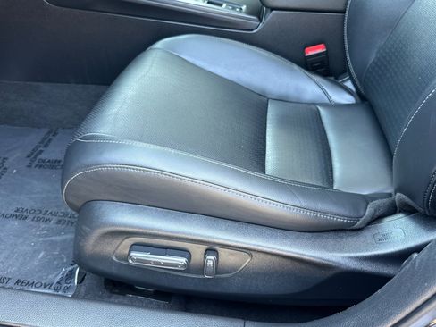 Used 2022 Honda Civic EX-L image 15