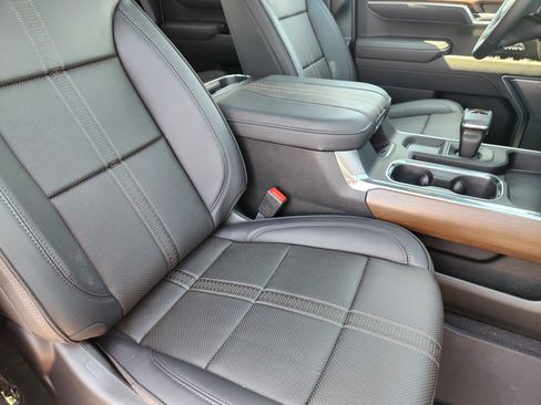 New 2025 Chevrolet Silverado 1500 High Country w/ Midnight Edition image 10