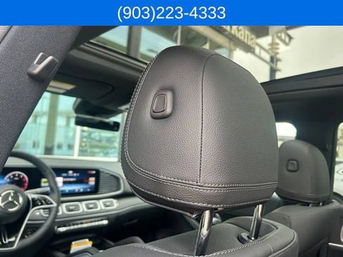 Used 2025 Mercedes-Benz GLS 450 4MATIC image 50