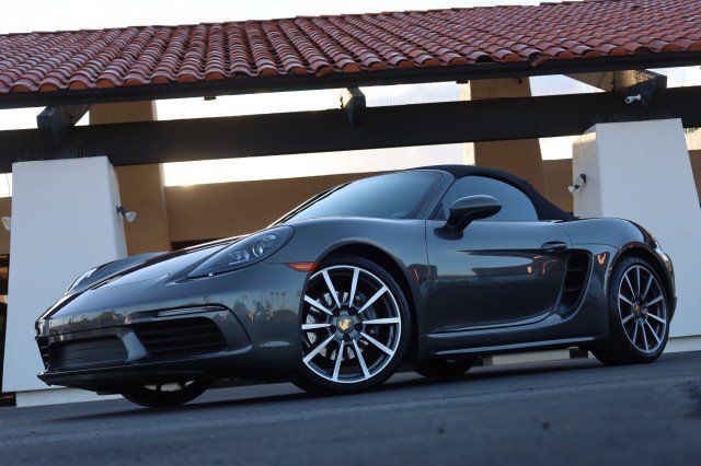 Used 2017 Porsche 718 Boxster RWD image 71