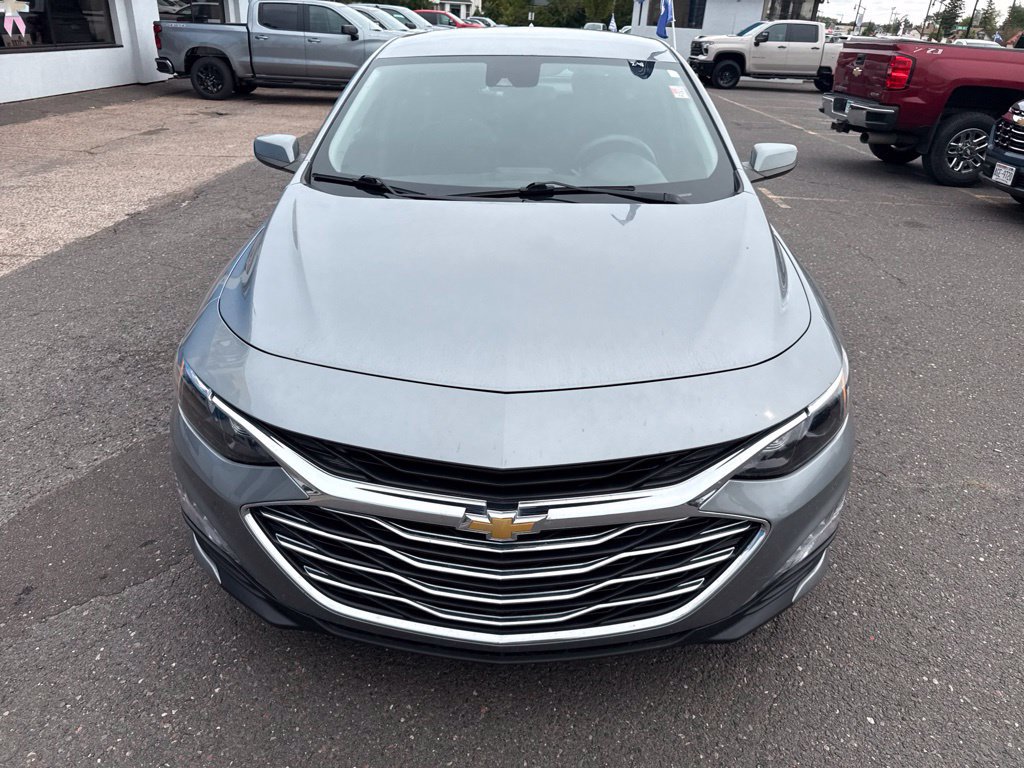 Used 2024 Chevrolet Malibu LT FWD image 3