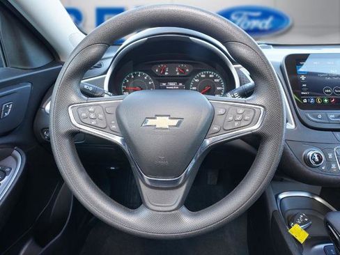 Used 2024 Chevrolet Malibu LT FWD image 13