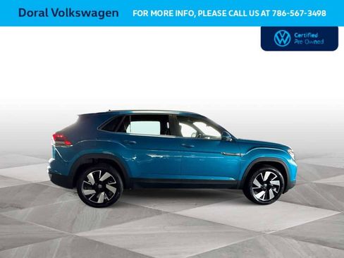 Certified 2024 Volkswagen Atlas Cross Sport SE FWD image 9