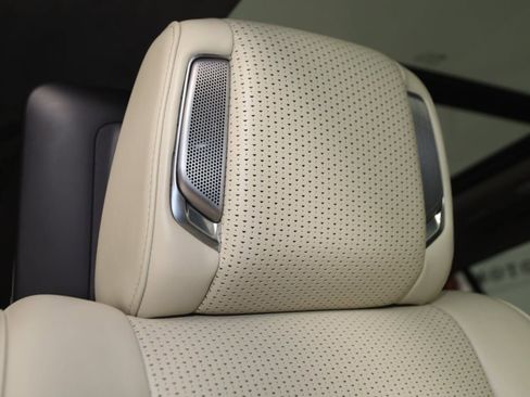 Used 2021 Cadillac Escalade Sport Platinum image 14