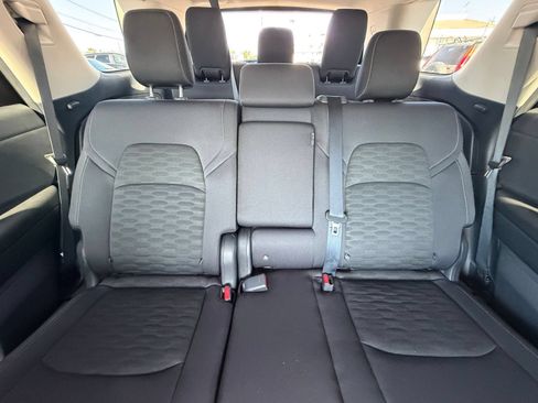 Used 2025 Nissan Pathfinder SV AWD/4WD image 41
