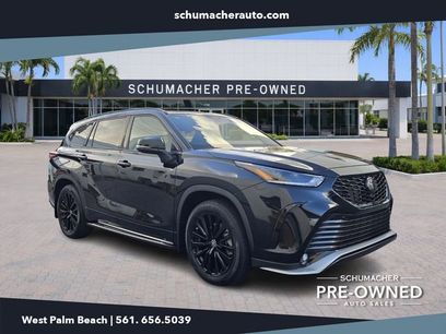 Used 2024 Toyota Highlander XSE