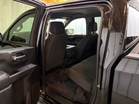 Used 2023 Chevrolet Silverado 1500 Custom AWD/4WD image 16