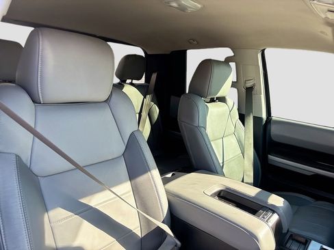 Used 2021 Toyota Tundra Limited w/ Limited Premium Package RWD image 27