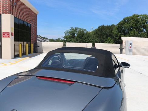 Used 2002 Porsche Boxster RWD image 38
