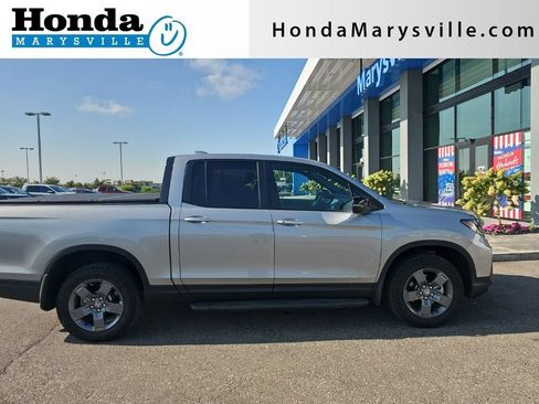 Used 2025 Honda Ridgeline TrailSport image 1