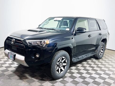 Used 2024 Toyota 4Runner TRD Off-Road Premium AWD/4WD image 3