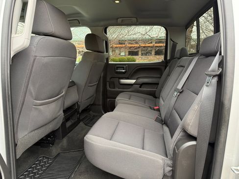 Used 2018 Chevrolet Silverado 2500 LT w/ LT Convenience Package image 9