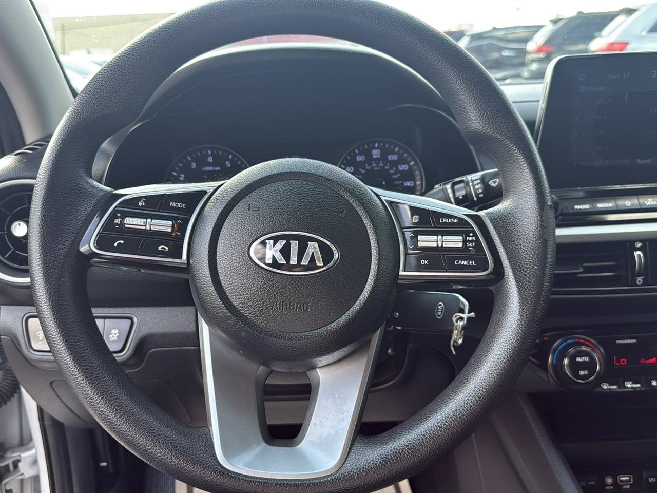 Used 2019 Kia Forte LXS FWD image 15