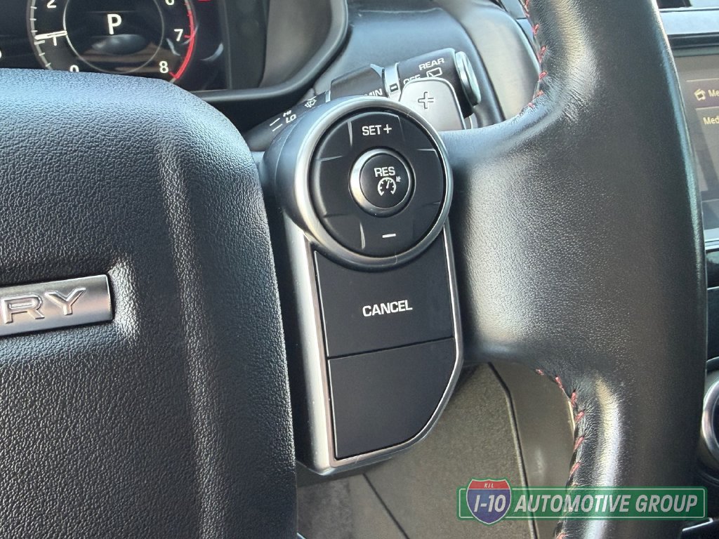 Used 2018 Land Rover Discovery HSE AWD/4WD image 20