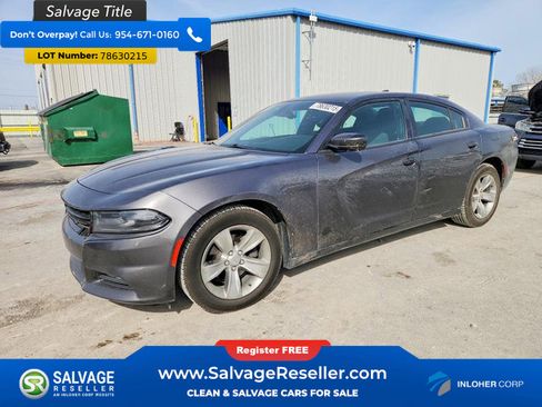 Used 2016 Dodge Charger SXT image 1