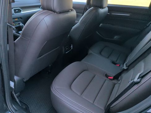 Used 2024 MAZDA CX-5 Signature image 11