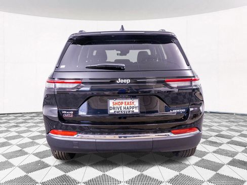 New 2025 Jeep Grand Cherokee Laredo X image 9