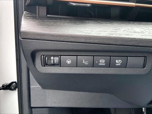 Used 2023 Nissan Ariya FWD image 35