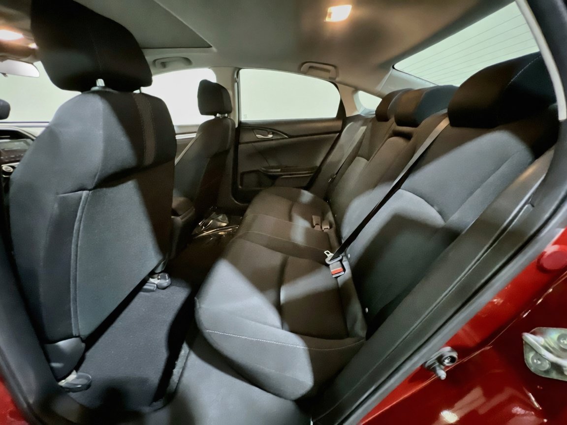 Used 2020 Honda Civic EX image 17