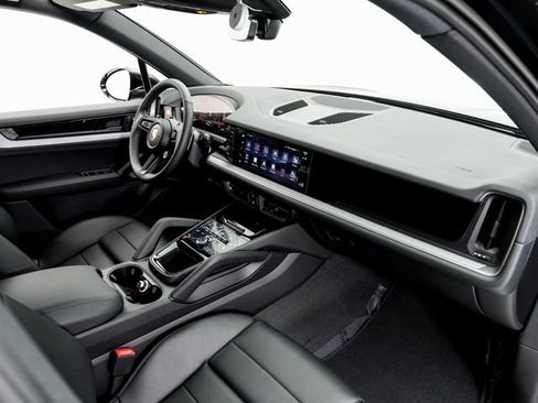 New 2026 Porsche Cayenne AWD/4WD image 21