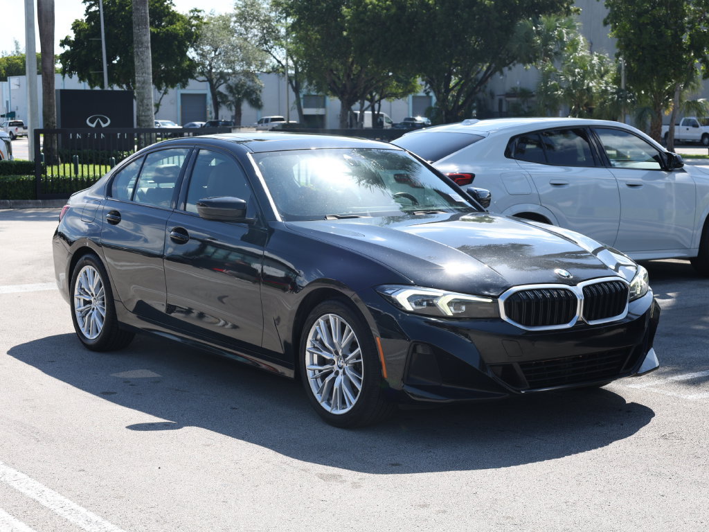 Used 2023 BMW 330i Sedan RWD image 2