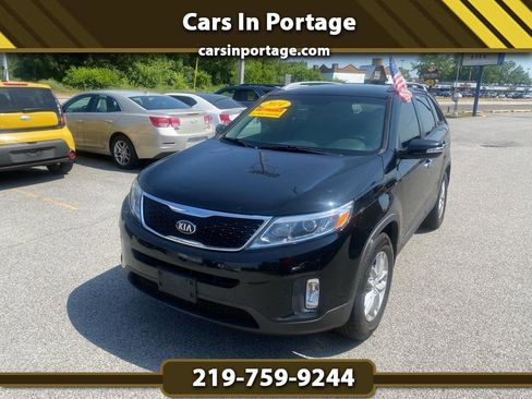 Used 2014 Kia Sorento LX image 1
