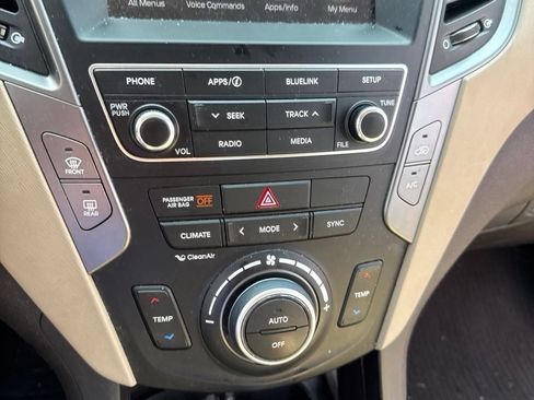 Used 2018 Hyundai Santa Fe Sport FWD image 14