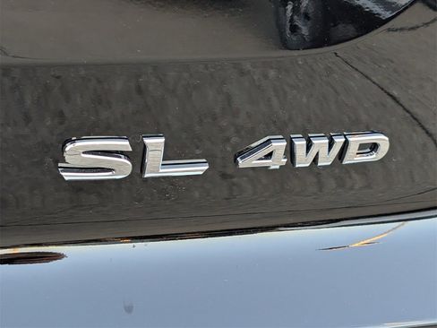 New 2025 Nissan Pathfinder SL image 6