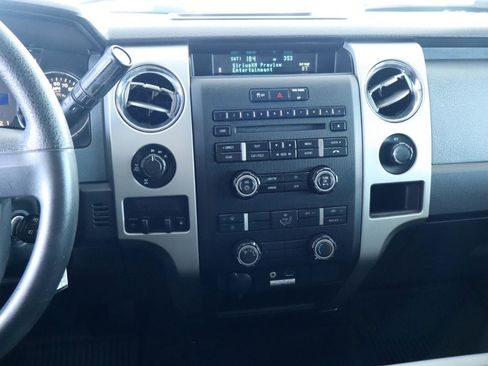 Used 2014 Ford F150 XLT w/ Trailer Tow Package image 18