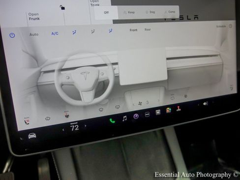 Used 2024 Tesla Model Y Long Range image 34