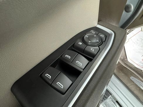 Used 2023 GMC Sierra 1500 SLT w/ SLT Premium Package AWD/4WD image 40
