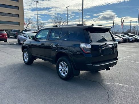 Used 2020 Toyota 4Runner SR5 image 11