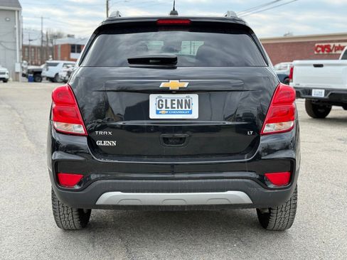 Used 2020 Chevrolet Trax LT FWD image 3