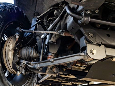 Used 2022 GMC Sierra 2500 Denali w/ Denali Ultimate Package image 14